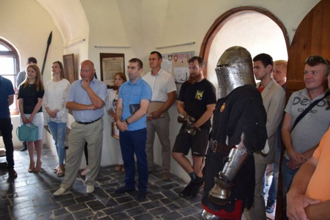 У Луцьку показали старовинний меч