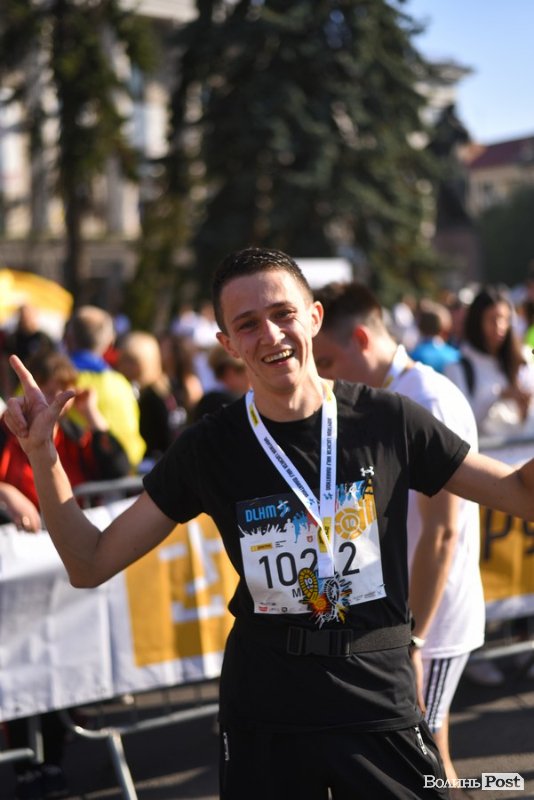 «Бойовий» настрій і віра в себе: як команда «КроШу» підкорювала шостий «Дмитрук Лучеськ Півмарафон». ФОТО*