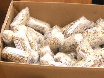 У Луцьку для військових роблять сухпайки. ВІДЕО