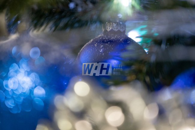 Компанія WEST AUTO HUB вітає волинян з Новим роком та різдвяними святами*