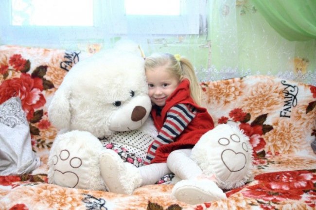 Першу дитину народила у 15 років: зворушлива історія життя волинянки