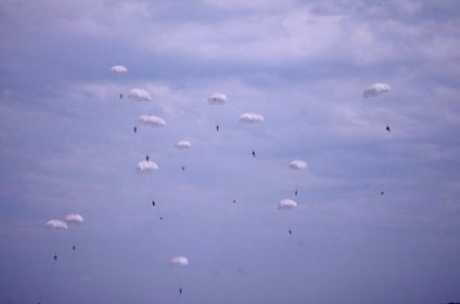 На Волині відбулися масштабні навчання десантників. ФОТО