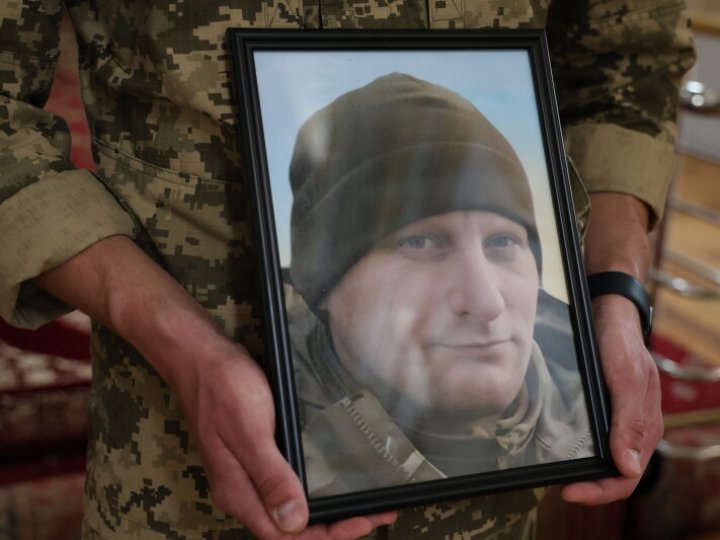 У Луцьку попрощалися з Героєм Олегом Кравцем