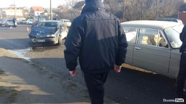 У Луцьку потрійна ДТП та величезний затор. ФОТО