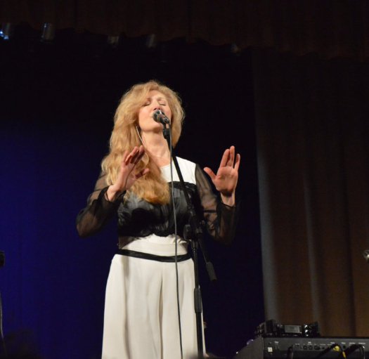 Філософія життя у концерті від «Сестер Тельнюк» 