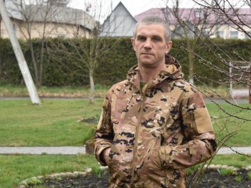 Поранений воїн із Волині після прильоту два кілометри ішов до своїх