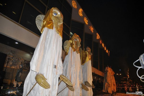 «Різдво у Луцьку»: вражаюче театральне дійство від гостей зі Львова