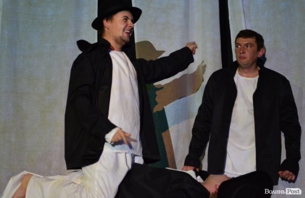 Театр «Гармидер» «збожеволів» на сцені. ФОТО  