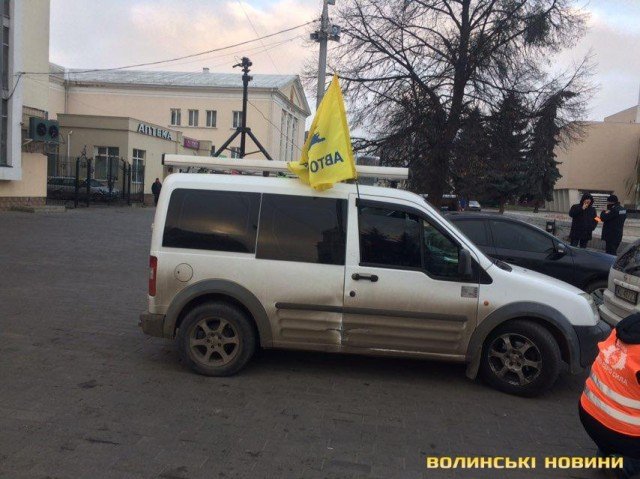 Власники «євроблях» виїхали перекривати трасу Луцьк-Ковель. ФОТО