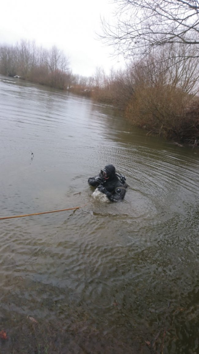 Водолази продовжують пошуки безвісті зниклого 21-річного лучанина у річці Стир