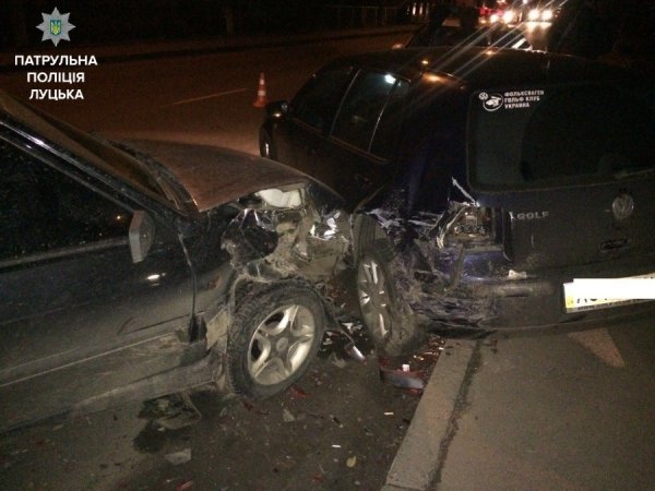 Аварія в Луцьку: п’яний водій в’їхав у припарковане авто