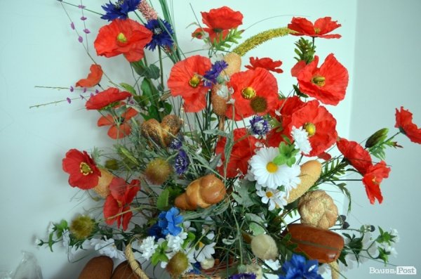 Як у Луцьку печуть хліб. ФОТО