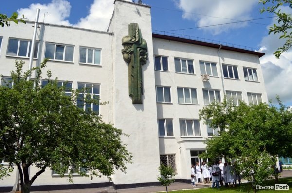 Як у Луцьку печуть хліб. ФОТО