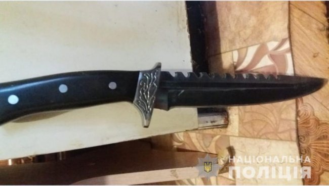 Наркотики, гвинтівка і ніж: волинянина «потрусили» поліцейські