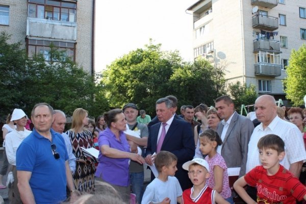 Огляд доріг: Володимирська-Грушевського