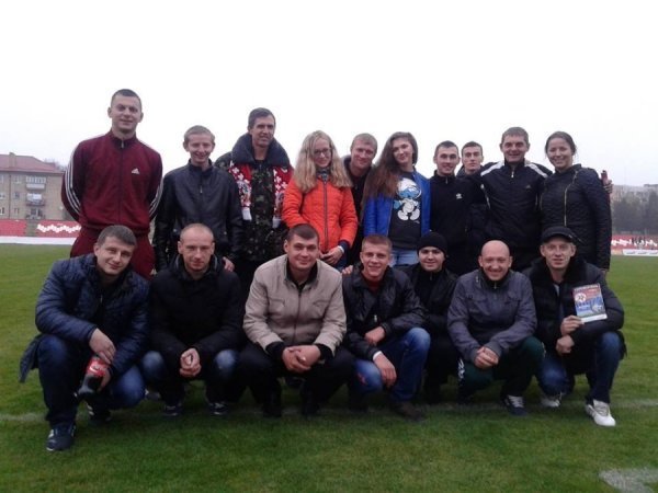 На матчі «Волинь»-«Олімпік» фанати займались благодійністю. ФОТО