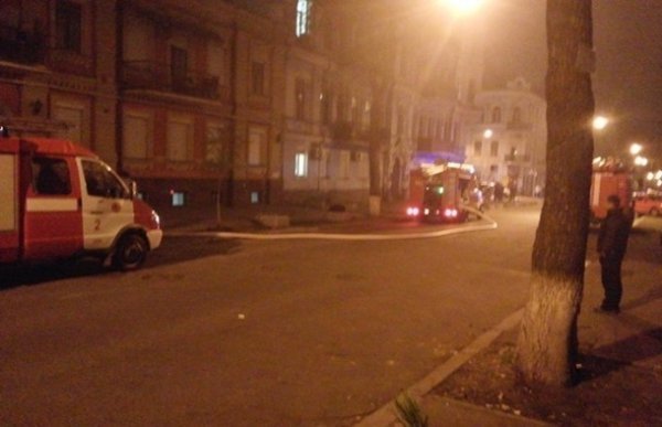 У Києві горів офіс комуністів. ФОТО 