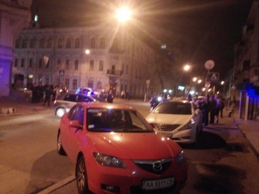 У Києві горів офіс комуністів. ФОТО 