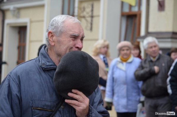 «Схід і Захід разом!»: до Луцька приїхав «Потяг єднання»