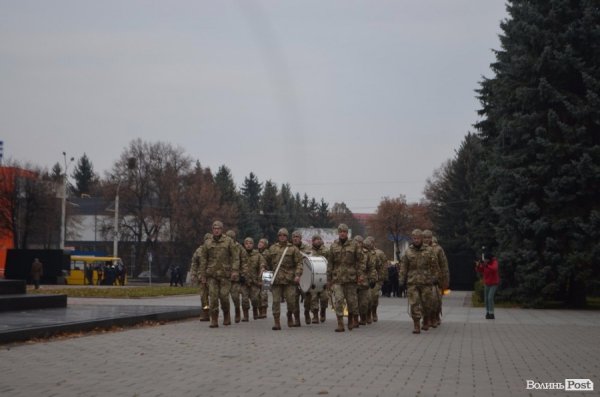 «Схід і Захід разом!»: до Луцька приїхав «Потяг єднання»