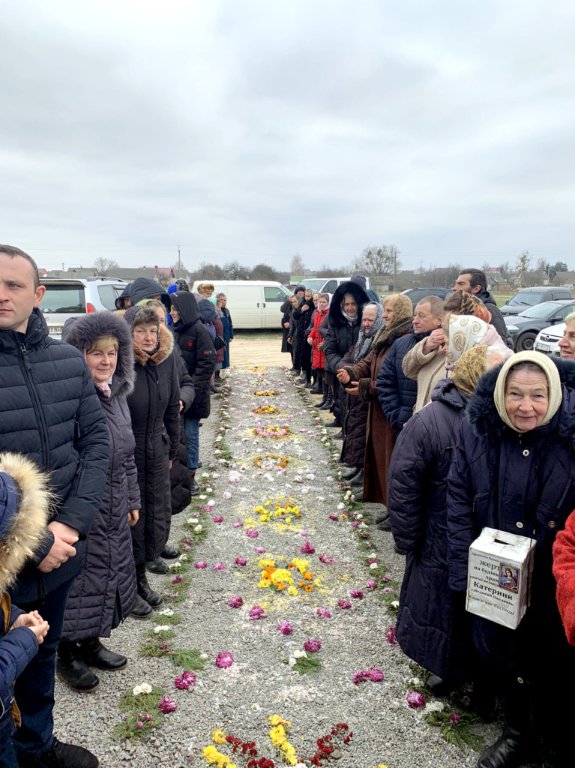 У селі на Волині очільник УПЦ (МП) Нафанаїл освятив новозбудований храм. ФОТО