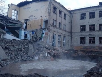 Росія зруйнувала в Україні 1 873 заклади освіти