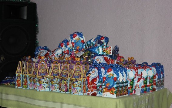 Головний міліціонер Волині побував у ролі Миколая. ФОТО