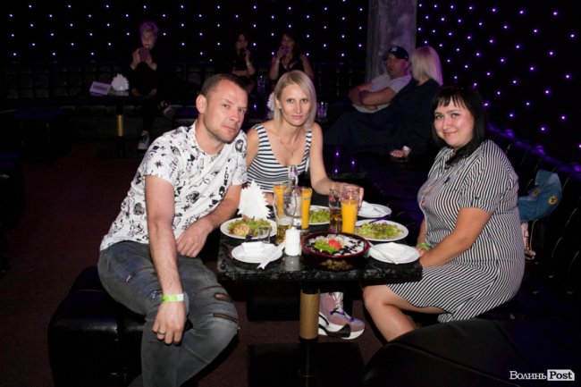 У луцькій «Опері» відгримів концерт Макса Барських. ФОТОРЕПОРТАЖ