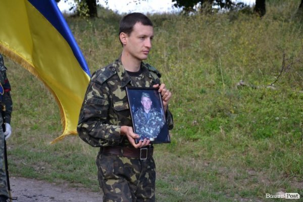На Волині поховали бійця 51-ої бригади. ФОТО