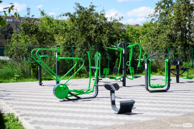 Будівництво триває: як у Луцьку «розростається» яскравий ЖК «Caramel Residence». ФОТО*