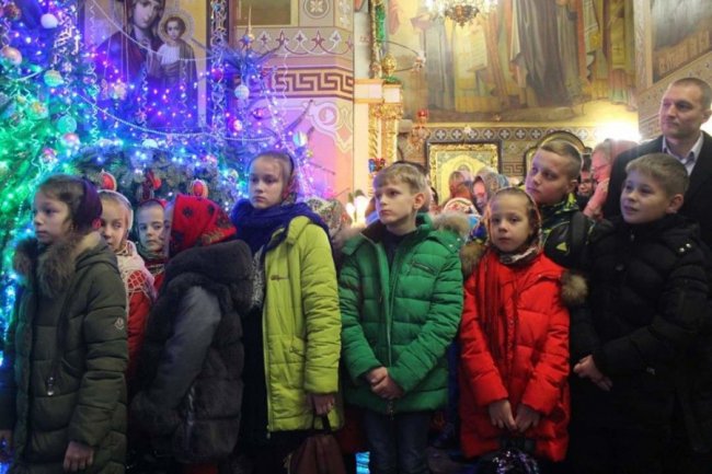 Онуфрій очолив богослужіння у жіночому монастирі на Волині. ФОТО