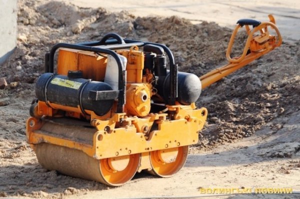 У Луцьку триває будівництво нового спортивного гіганта. ФОТО. ВІДЕО* 