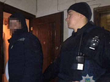 В Одесі п'яний чоловік відкрив стрілянину по перехожих та автівках