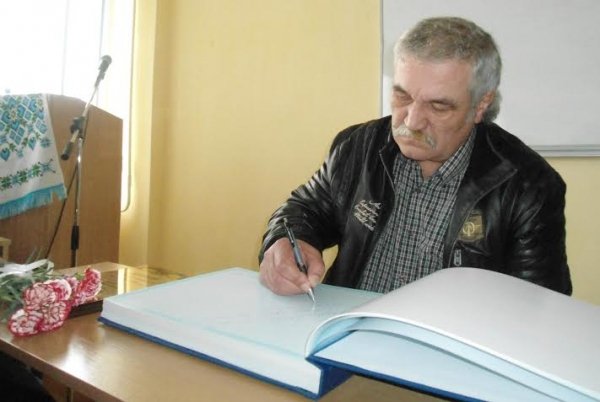 Василю Шкляру у Луцьку присвоїли звання почесного професора. ФОТО