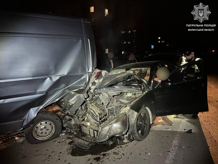 На Волині через п'яного водія - подвійна ДТП: зіткнулися три автомобілі