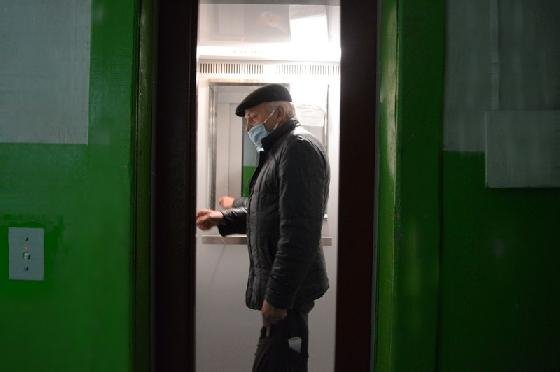 У місті на Волині взялись ремонтувати ліфти в багатоповерхівках