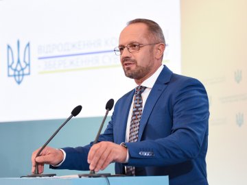 У Луцьк приїде політик, що пропонує збудувати Україну з нуля*