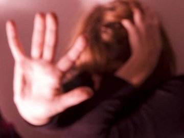 У Дніпрі мати учня із сином побили вчительку