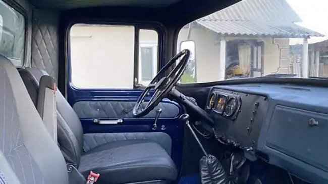 На Волині продають унікальний тюнінгований ЗіЛ, частина грошей піде на ЗСУ. ФОТО, ВІДЕО