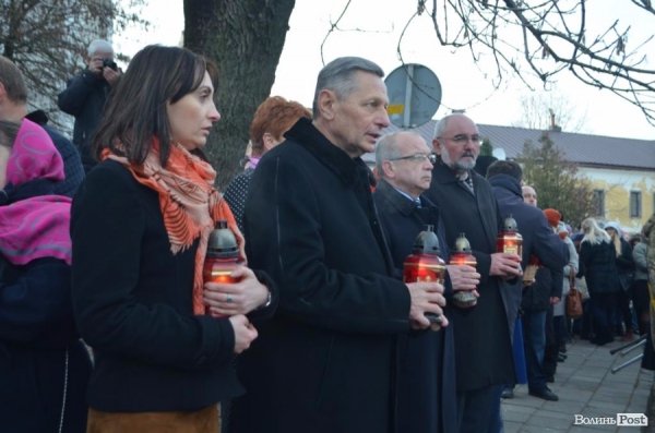 Лучани вшанували пам’ять жертв Голодомору