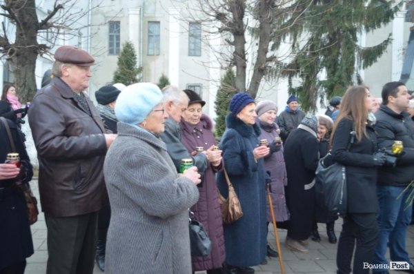 Лучани вшанували пам’ять жертв Голодомору