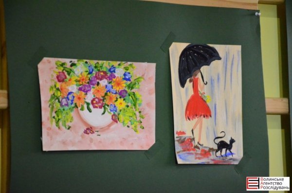 У Луцьку ‒ виставка-продаж картин заради особливих дітей. ФОТО