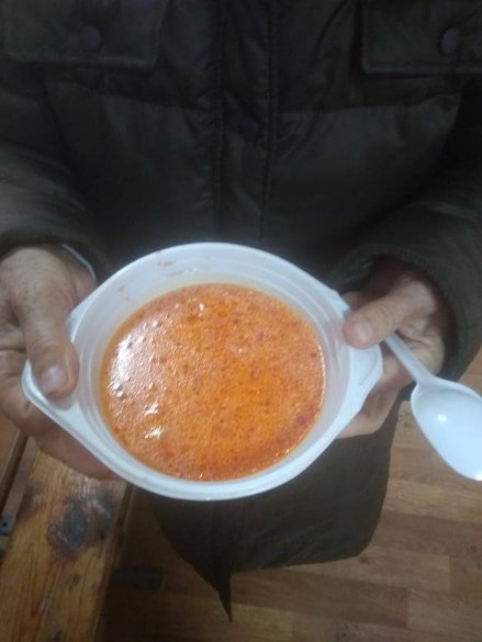 У місті на Волині припинять годувати гарячими обідами нужденних