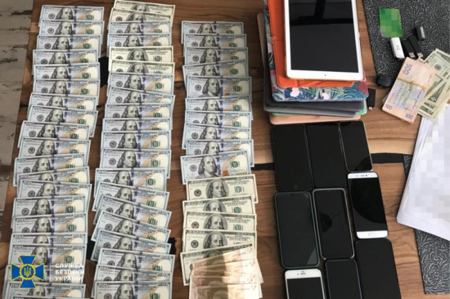 СБУ вилучила понад 800 кілограмів срібла у криптовалютників, які фінансували «ДНР/ЛНР»