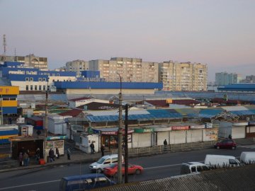 «Луцькі ринки» витрачають більше, ніж заробляють