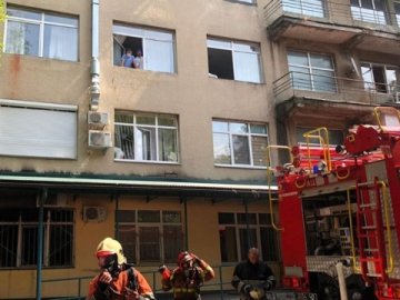 На Закарпатті горіла лікарня, евакуювали 200 осіб