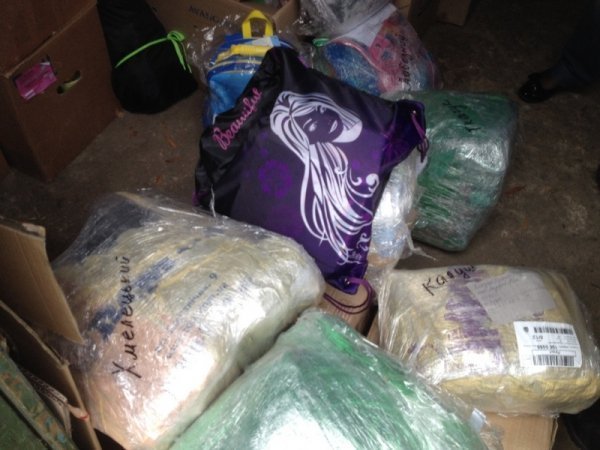 Дітям волинян, які воювали на Сході, допомогли з канцеляркою на Перше вересня