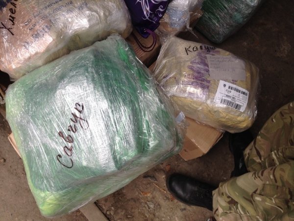 Дітям волинян, які воювали на Сході, допомогли з канцеляркою на Перше вересня