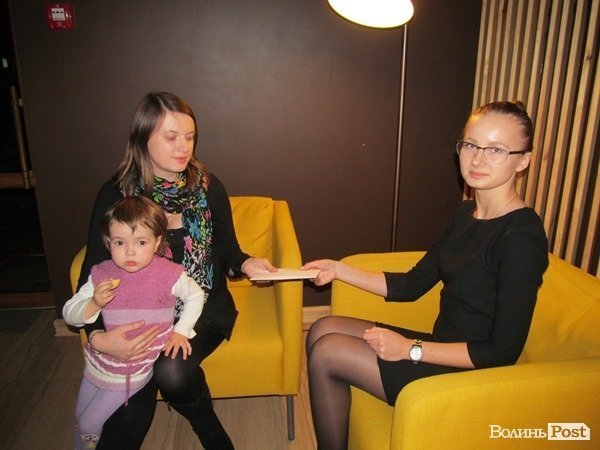 Важкопоранений волинянин отримав гроші на лікування. ФОТО