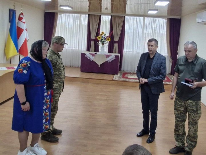 Родині полеглого воїна з Волині вручили його посмертну нагороду. ФОТО